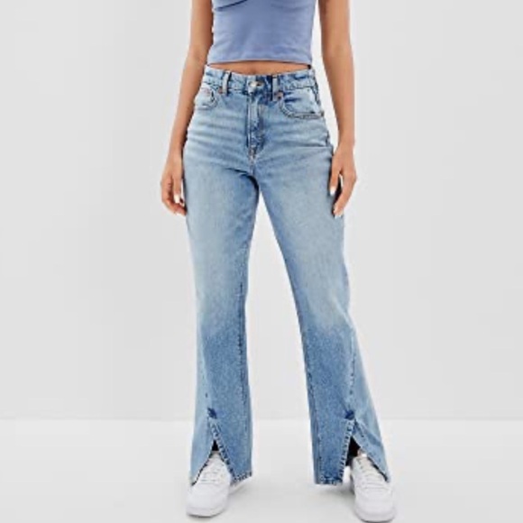 American Eagle Outfitters Denim - American Eagle 90’s Bootcut Jeans Center Split Size 6 Light Wash Stretch EUC